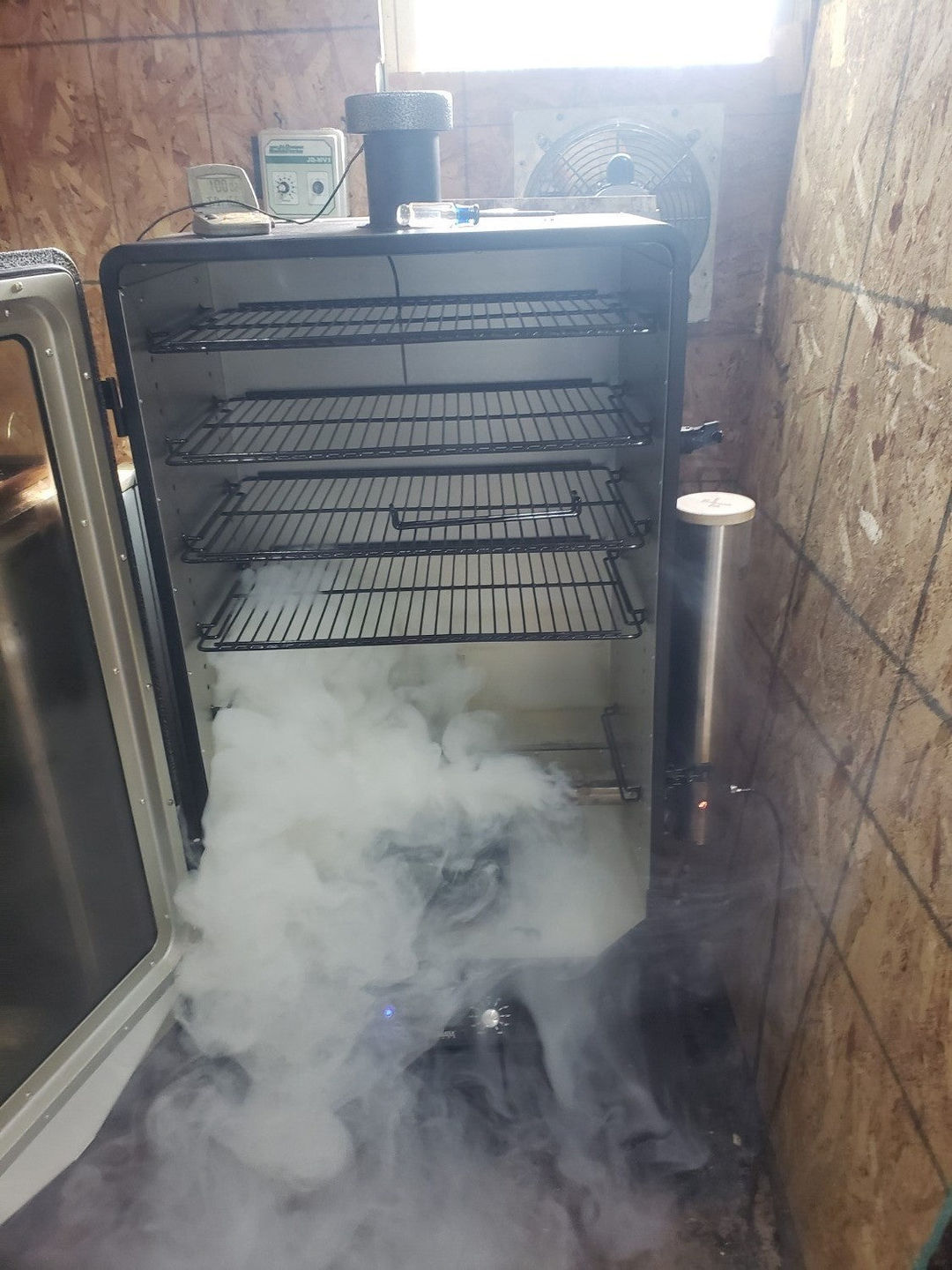 Customer photo review of 4 Litre Monster Smoke Generator