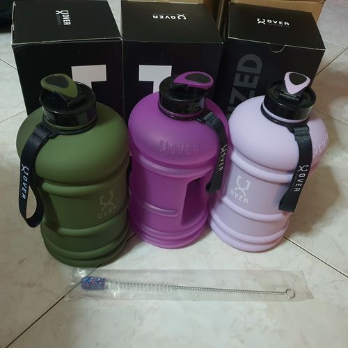 Customer photo review of 1.5L & 2.2L Flip Cap Oversized Water Bottle
