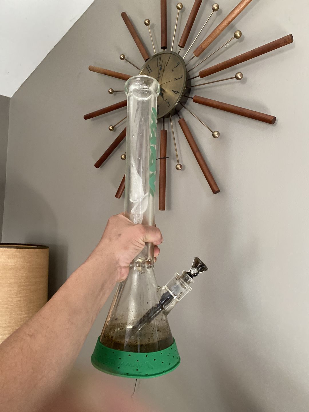 Customer photo review of 18" x 9mm Beaker Bong