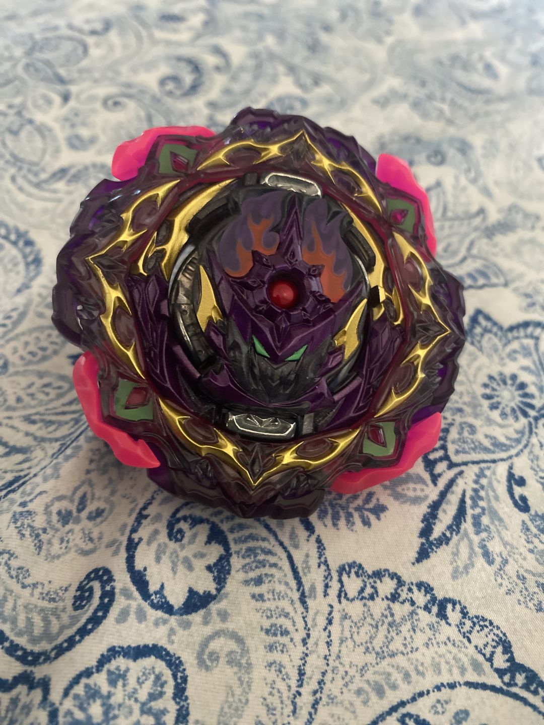 Customer photo review of Takara Tomy Beyblade B-206 Barricade Lucifer illegal Bearing Mobius-10