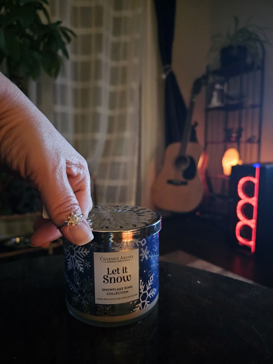 Customer photo review of Surprise Jewelry Candle