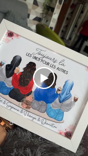 Customer video review of Affiche Personnalisée - Meilleure Amie Groupe