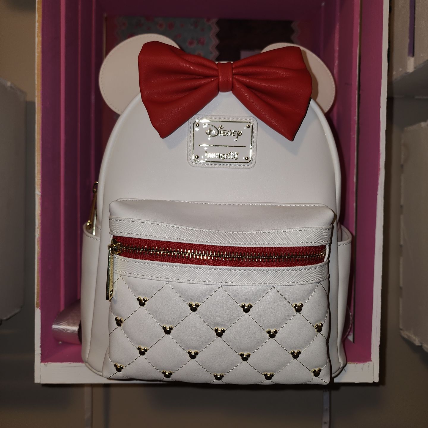 Customer photo review of 707 Street Exclusive - Loungefly Disney The Minnie Mouse Classic Series Mini Backpack - The Sweetheart