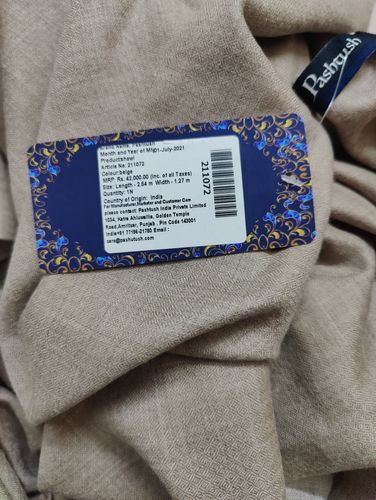 Customer photo review of Pashtush Mens Pure Pashmina Shawl, Hand Woven, Handmade, Full Size