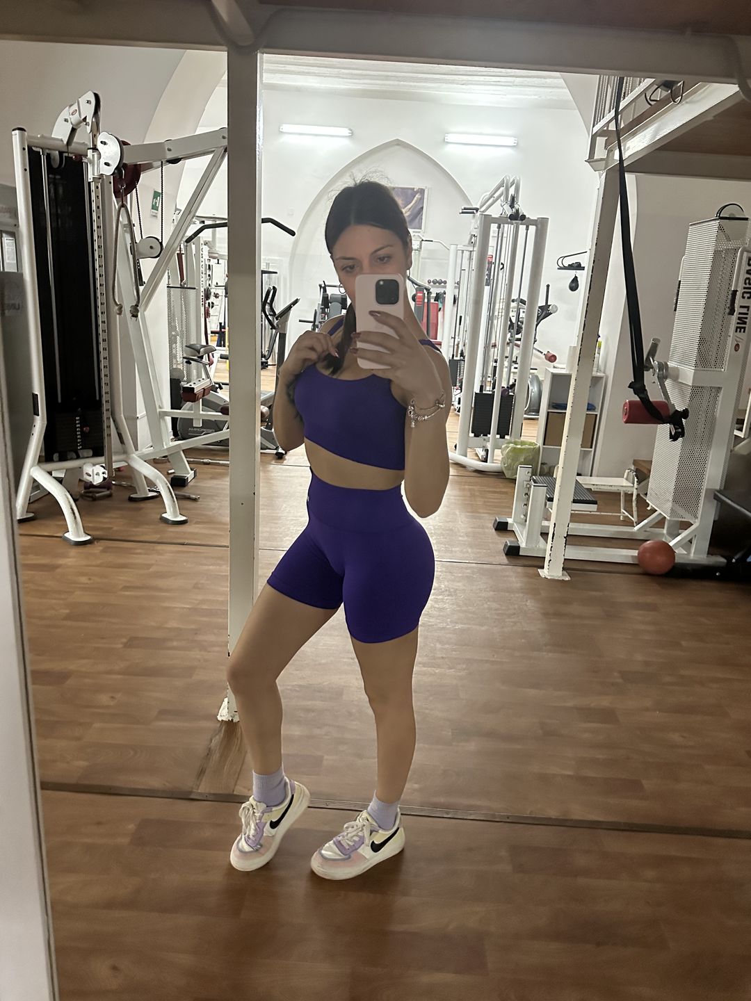 Customer photo review of Top Gym Fashion Viola