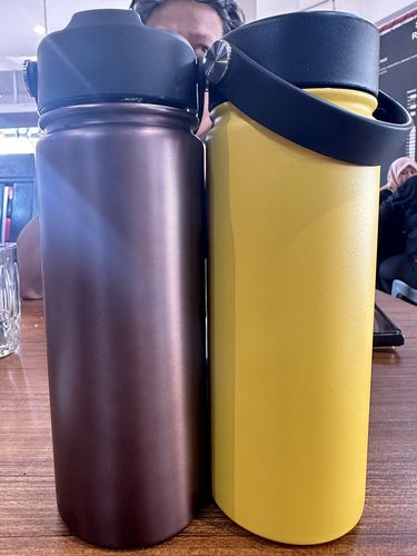 Customer photo review of 18oz Metallic Ace Bottle 530ml