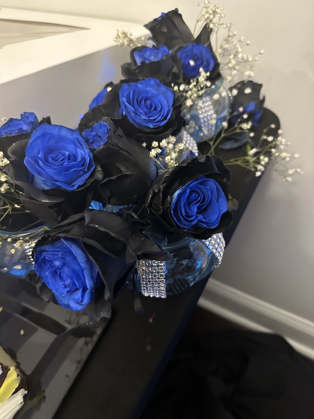 Customer photo review of Onyx Airbrushed Roses