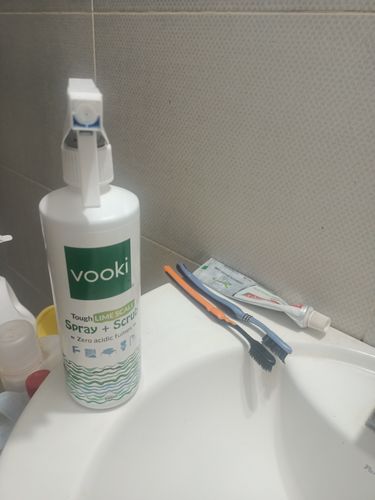 Customer photo review of Limescale Remover / Descaler - Eco-friendly - for Taps, Hard Water Stains, Showers, Faucets & Bathroom Tiles - 500ml