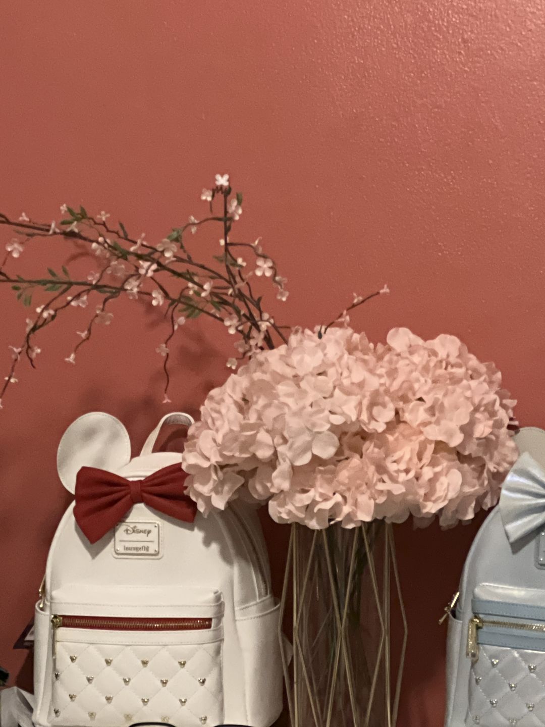 Customer photo review of 707 Street Exclusive - Loungefly Disney The Minnie Mouse Classic Series Mini Backpack - The Sweetheart