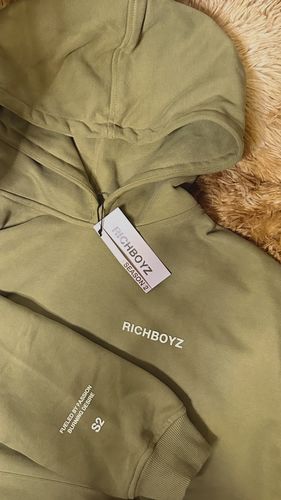 Customer photo review of HOODIE - PALE OAK