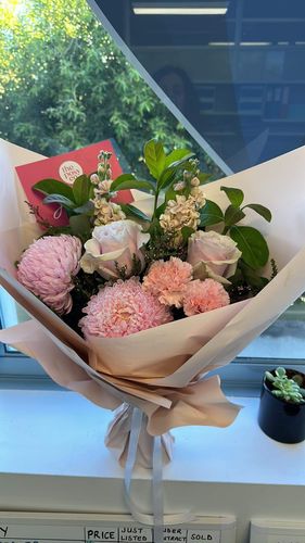 Customer photo review of Pastel Posy