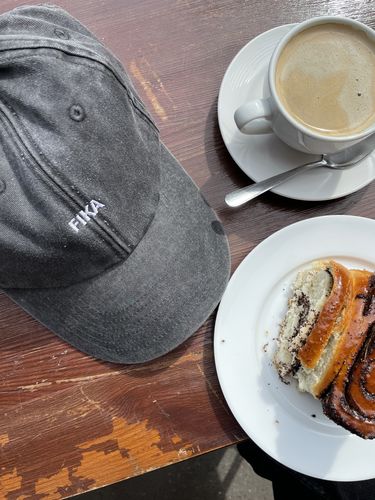 Customer photo review of FIKA Vintage Hat
