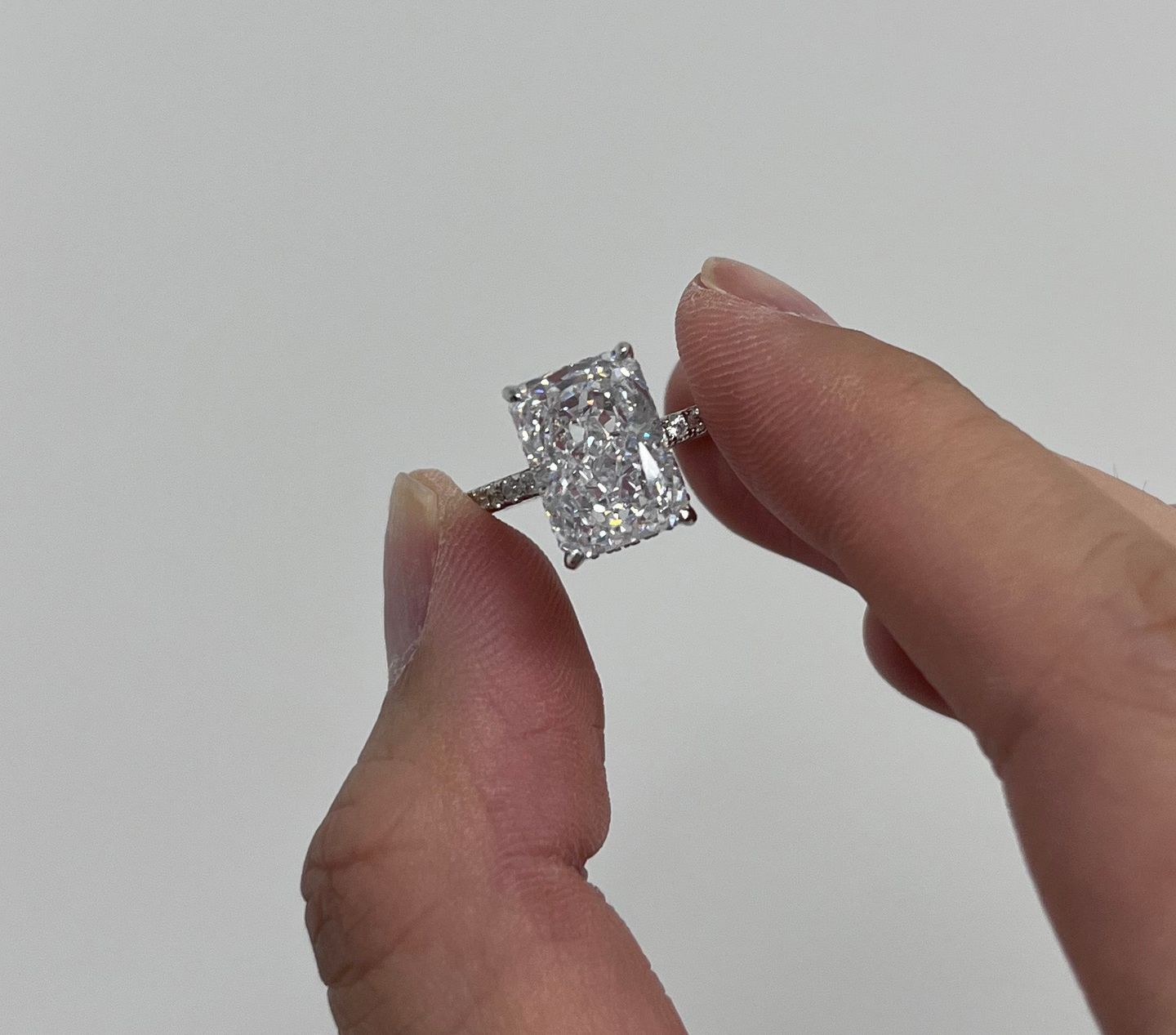 Customer photo review of S925 4.0Ct Radiant Cut White Gold Engagement Ring For Women In Sterling Silver