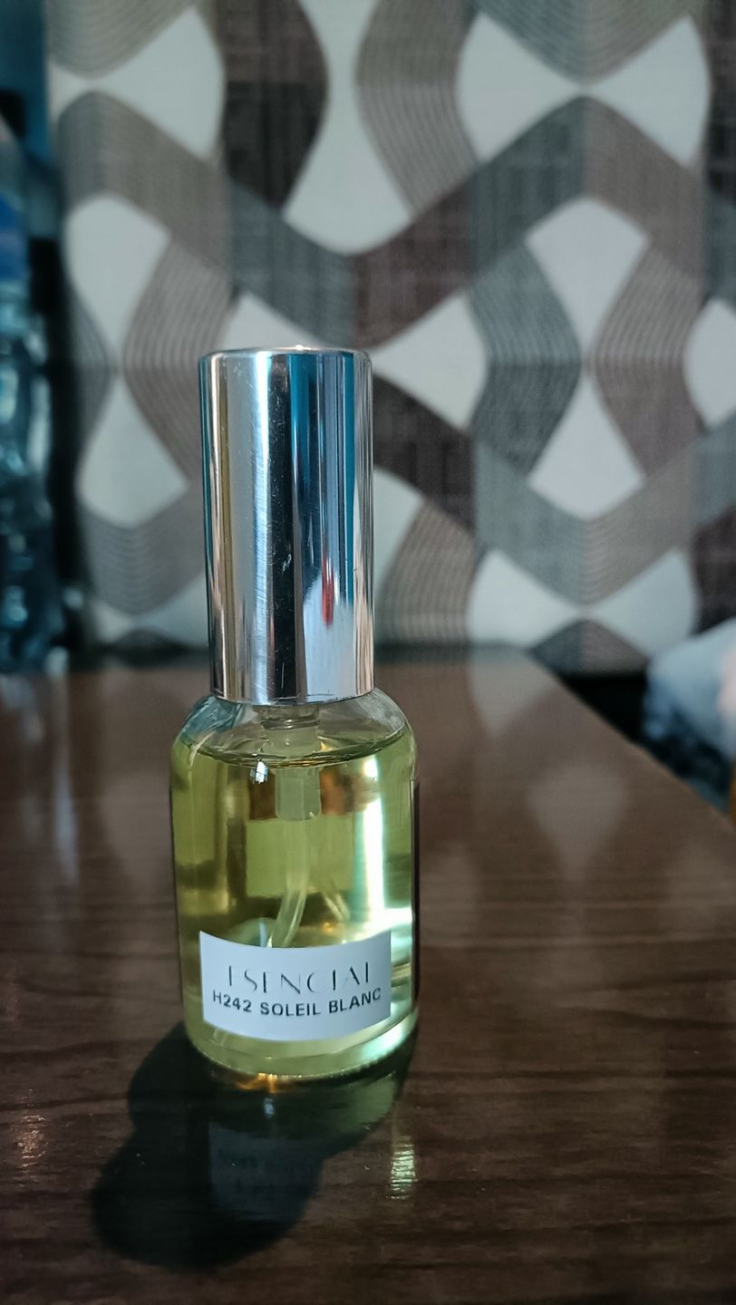 Customer photo review of H242 Inspirado en: Soleil Blanc - Tom Ford