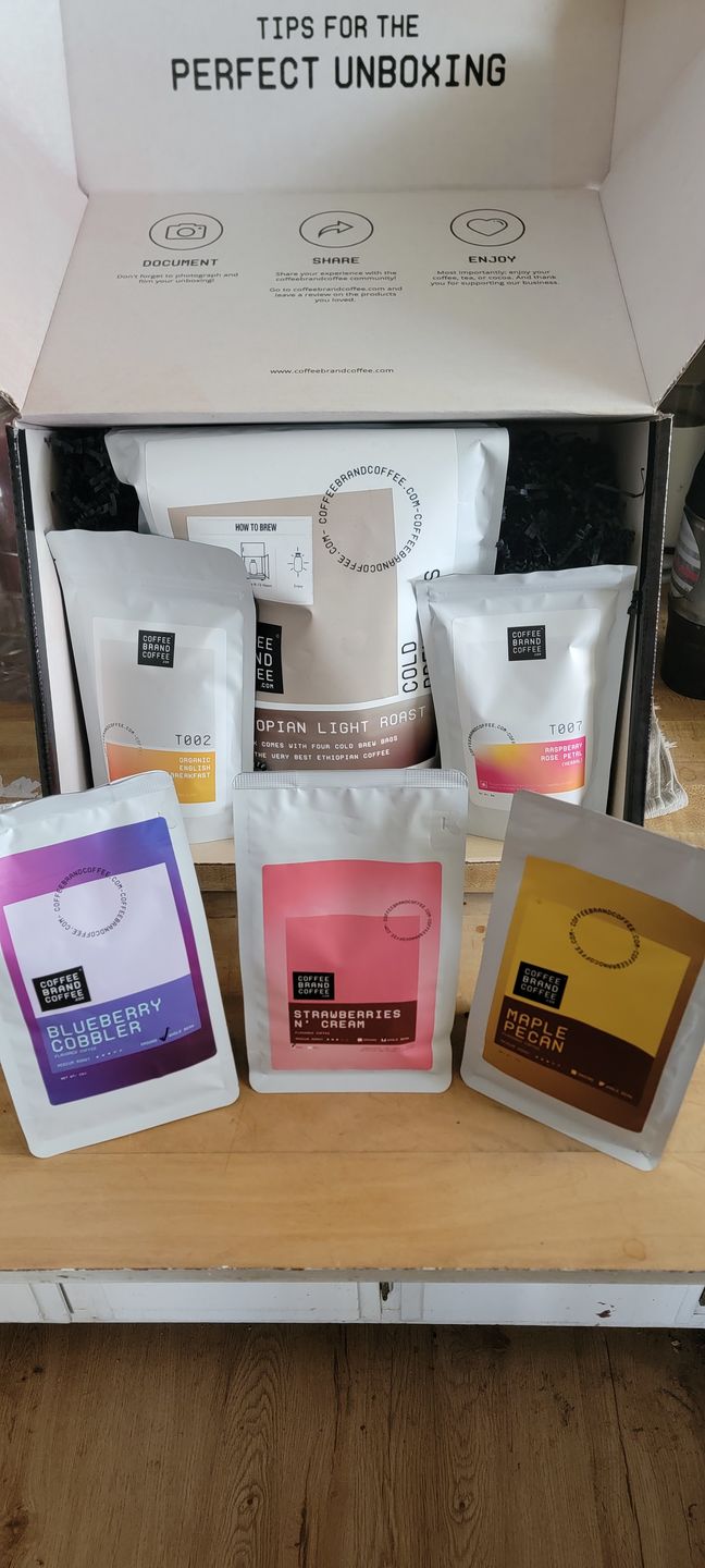 Customer photo review of Strawberries 'n Cream Flavored Coffee
