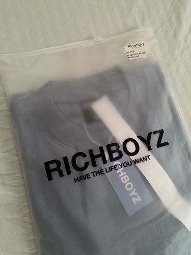 Customer photo review of DROP SHOULDER TEE - POWDER BLUE