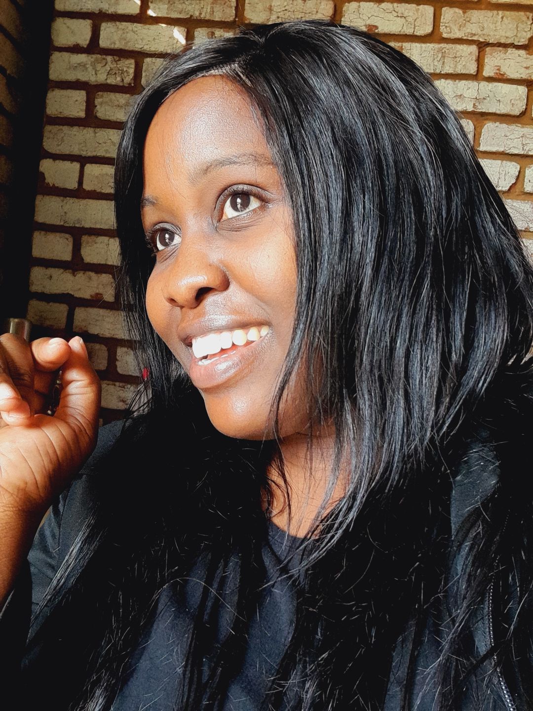 Customer photo review of Brazilian 13x4 Lace Frontal Wig Straight
