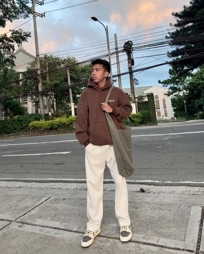 Customer photo review of HOODIE - CHOCO BROWN