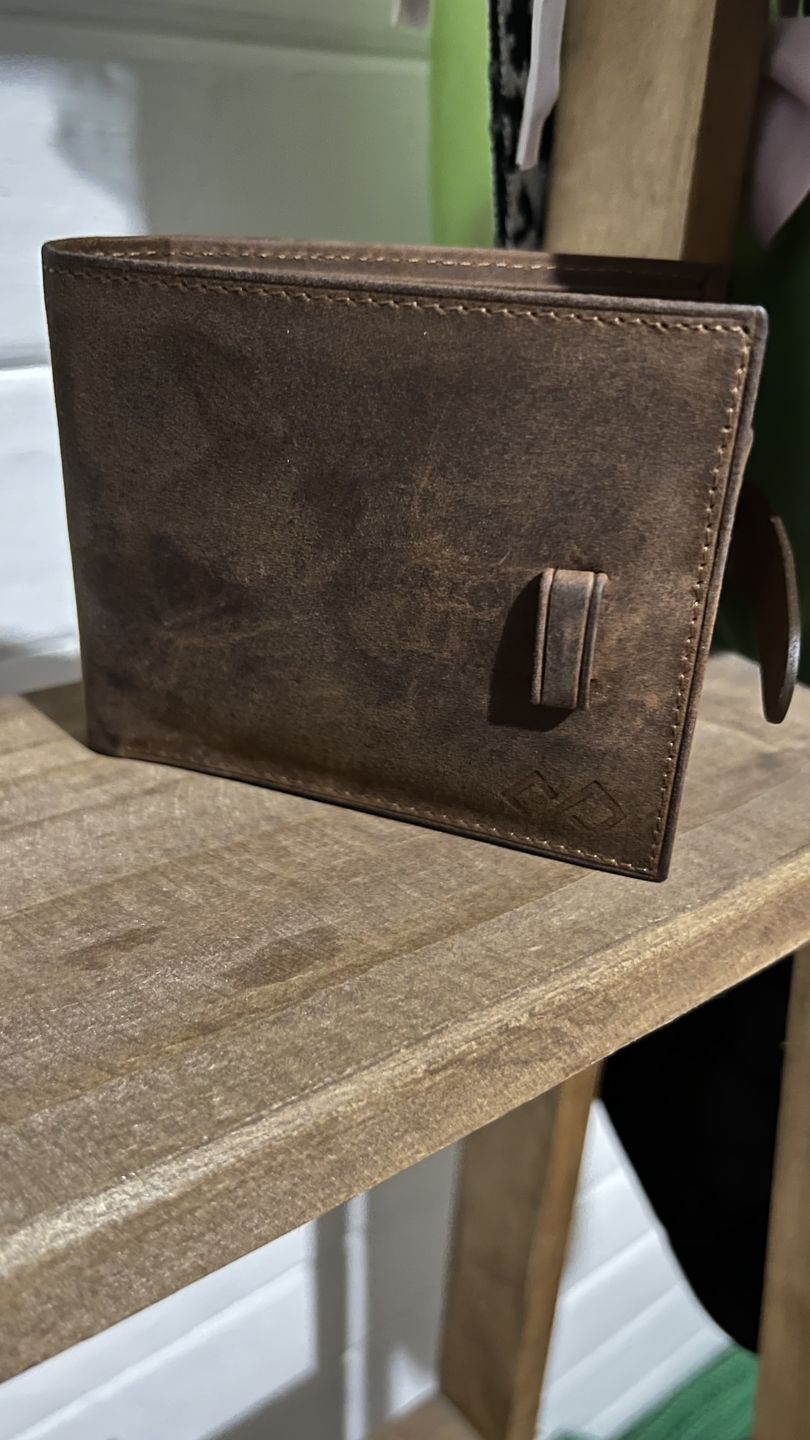 Customer photo review of Billetera Pasador