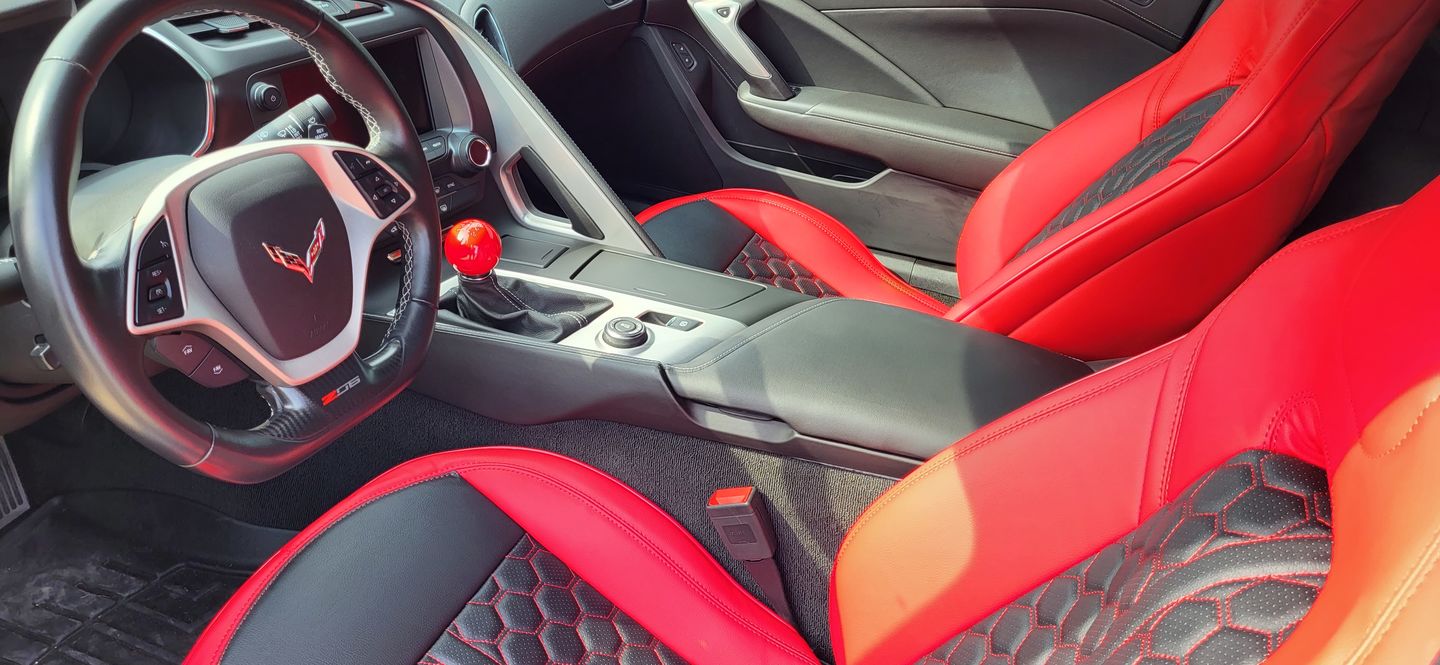 Customer photo review of Corvette C7 Premium Custom Leather Seat Covers