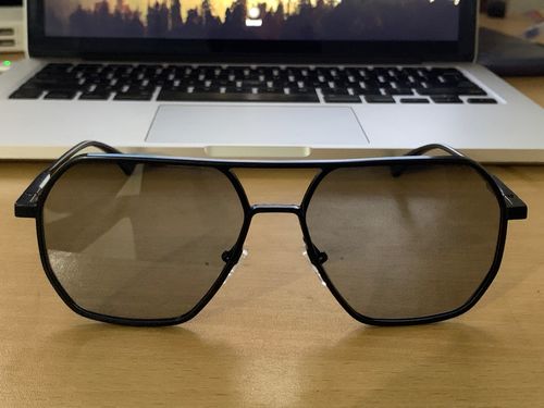 Customer photo review of Aluminum Photochromic Polarized Sunglasses