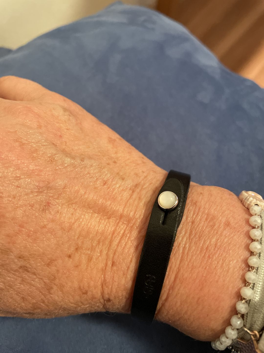 Customer photo review of Bracciale pelle io Lapislazzuli Tulsi