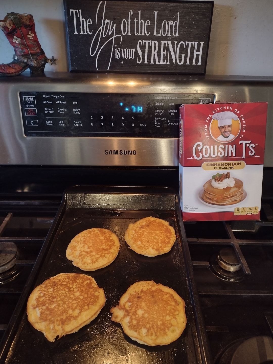 Customer photo review of Cousin T's Cinnamon Bun Gourmet Pancake Mix (2 Pack)