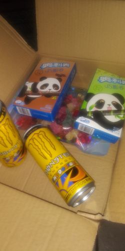 Customer photo review of Oreo Matcha Wafer Rolls (55g)