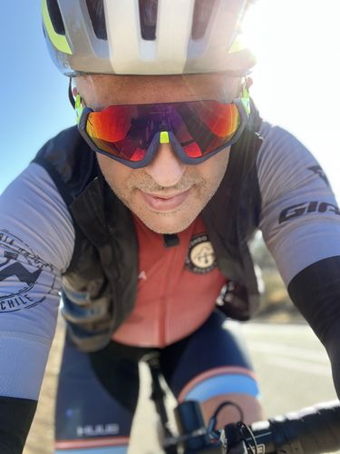 Customer photo review of Calza Ciclismo Chevron Blue - HUUB