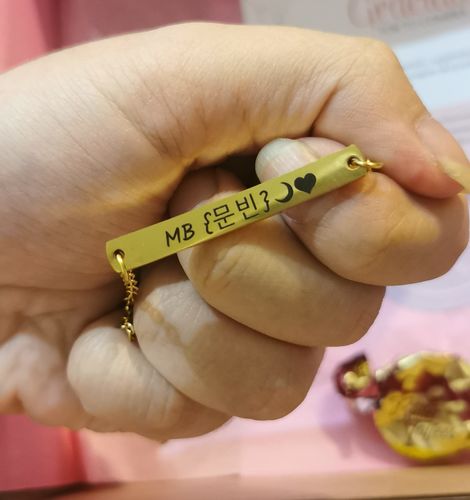 Customer photo review of Pulsera Barra Personalizada