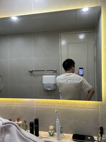 Customer photo review of Definition T-Shirt - Beige