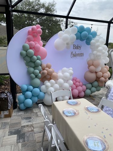 Customer photo review of 6.5ft Portable Crescent Moon Shape Stand for Baby Showers & Birthday & Wedding Events