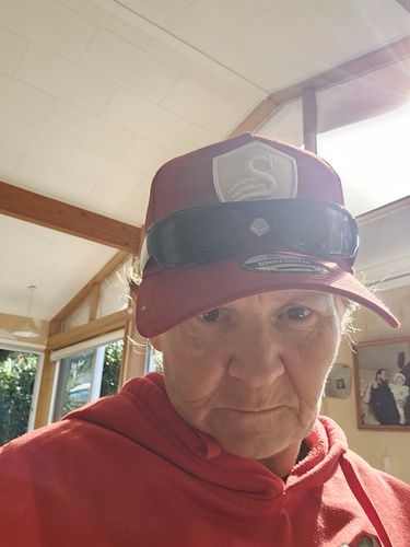 Customer photo review of Premium Crest A-Frame Cap 2.0 - Red