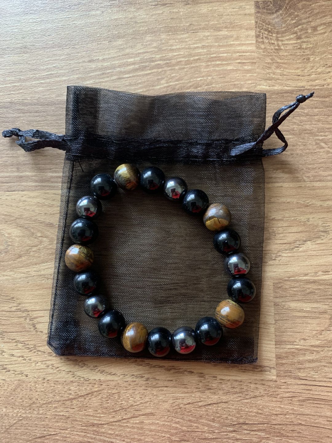 Customer photo review of Triple protection - beaded bracelet; black obsidian, tiger's eye and hematite