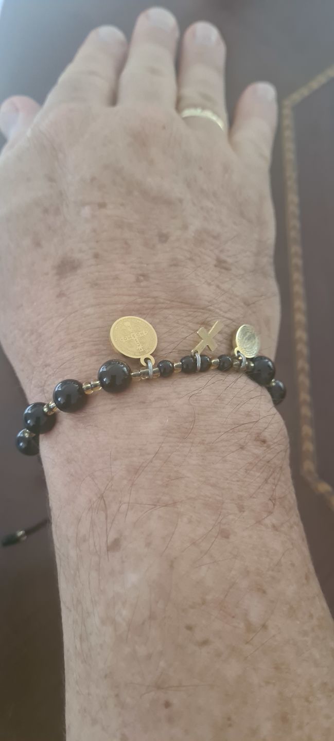 Customer photo review of Decenarios San Benito - Piedras Naturales y Dije Inoxidable