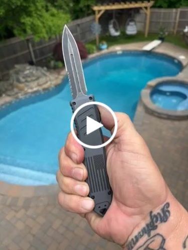 Customer video review of TACTIC FLAG