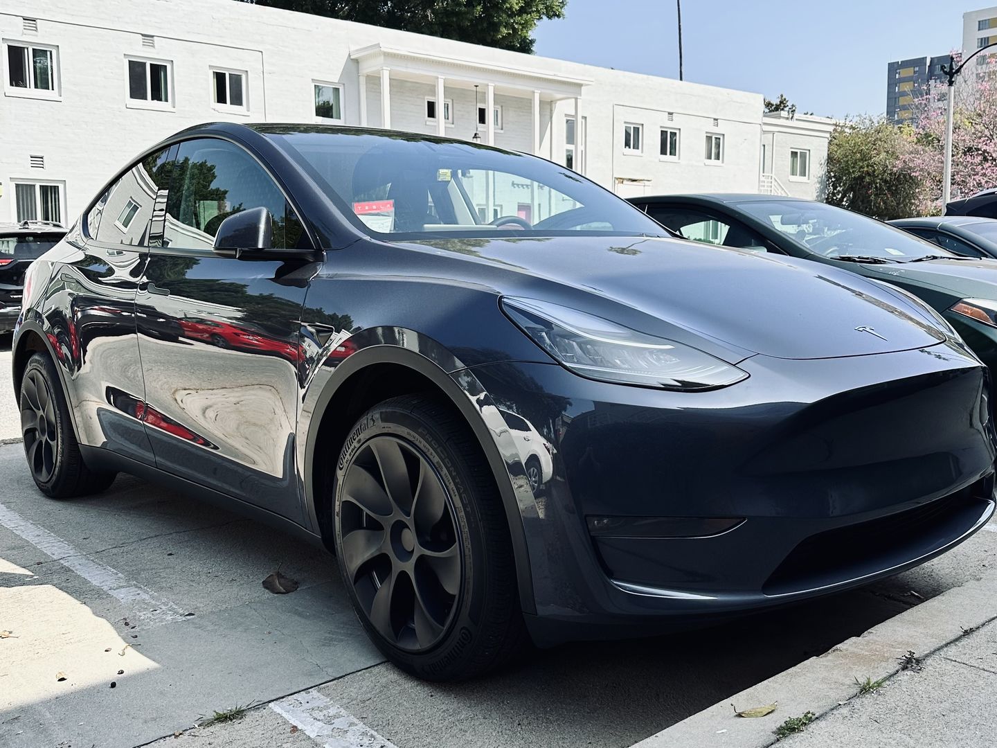 Customer photo review of TESPLUS 19'' Induction Style Wheel Cover for Model Y