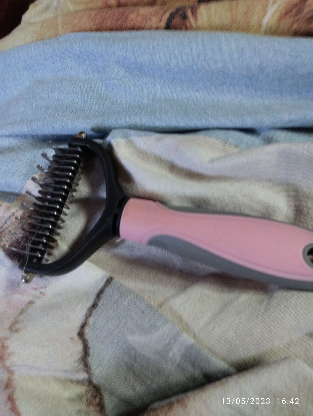 Customer photo review of Cepillo Cortador de Nudos de Pelo para Mascotas Milgenial