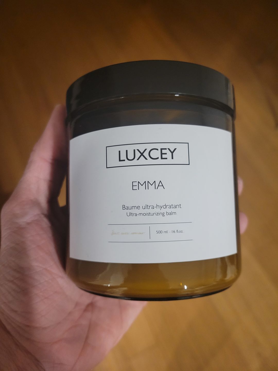 Customer photo review of Emma - Ultra-moisturizing body balm