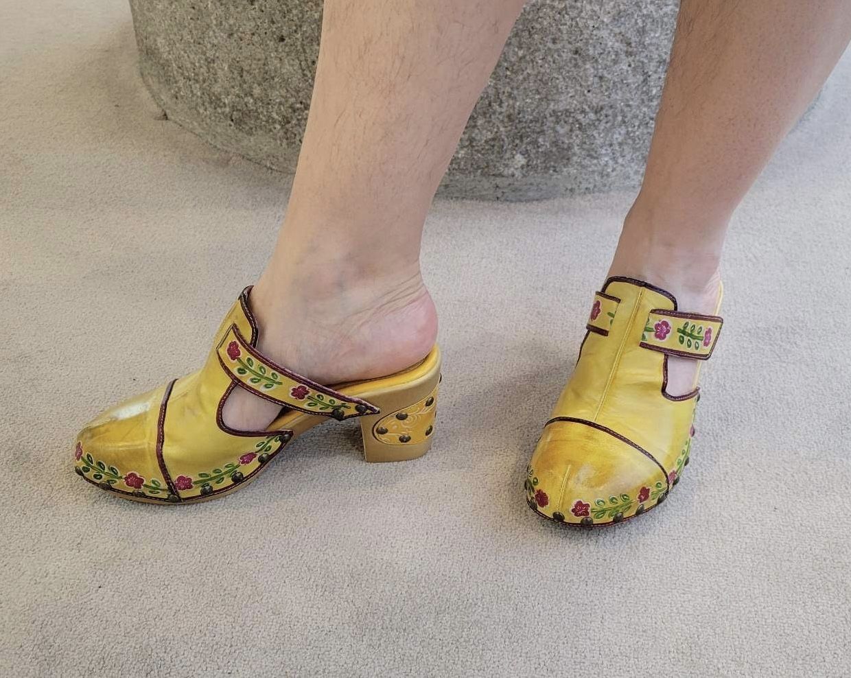 Customer photo review of Vintage Handmade Round Toe Floral Sandals