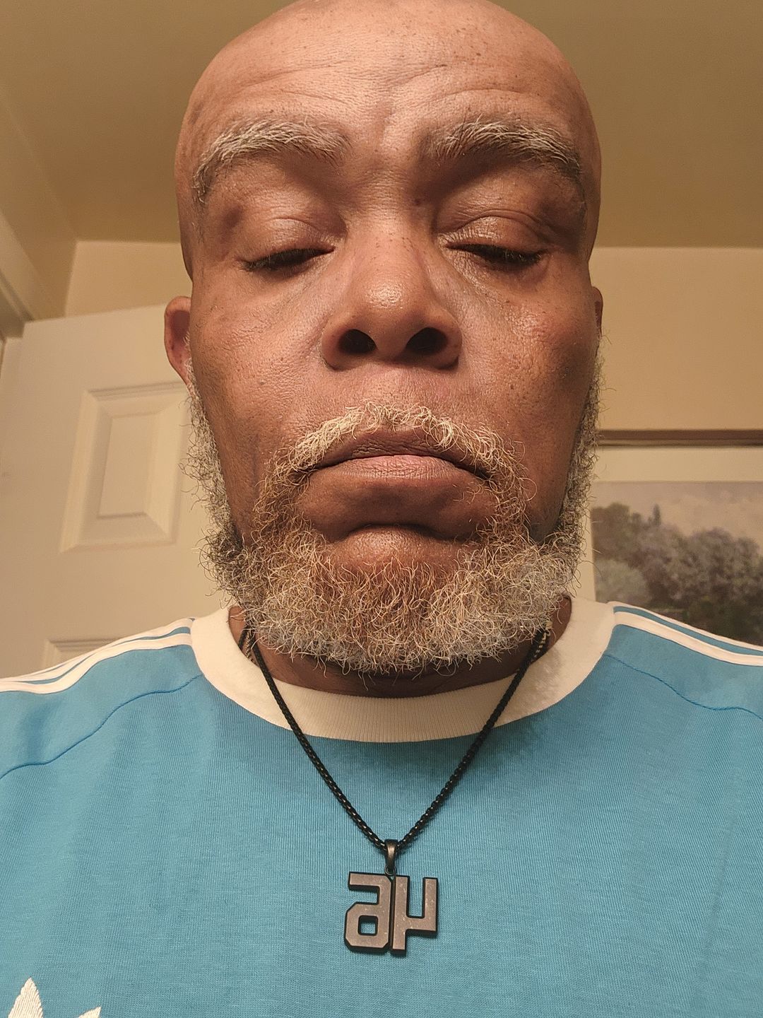 Customer photo review of Box Chain (Matte Black)