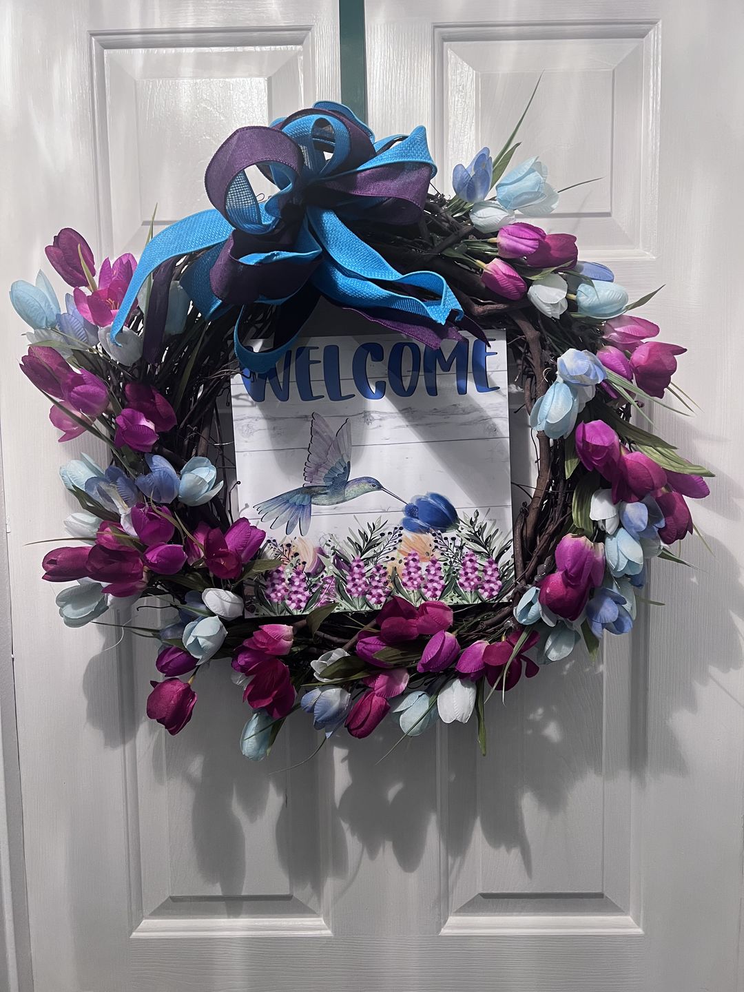Customer photo review of 18" Round Grapevine Wreath - DECOE-038