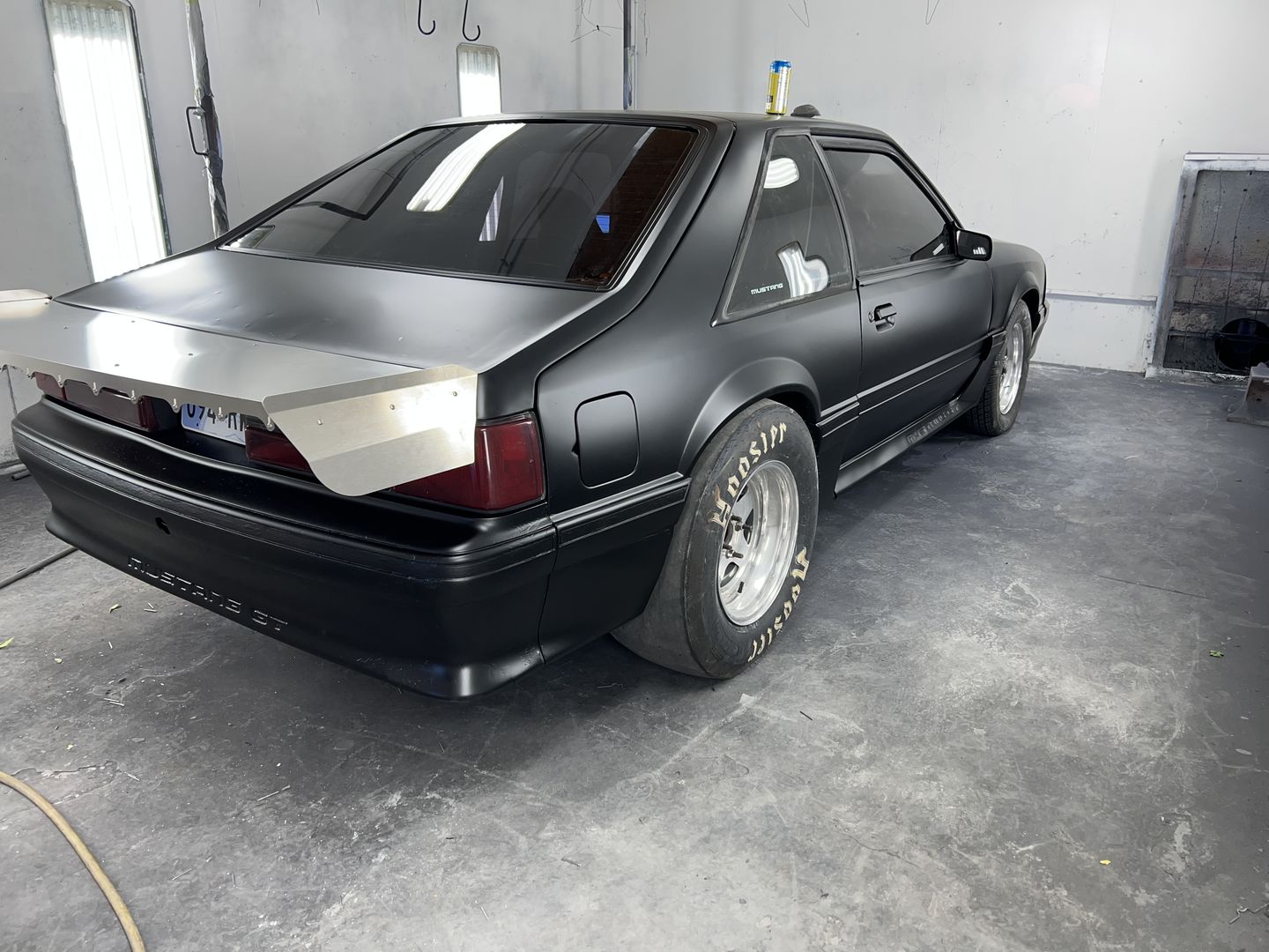 Customer photo review of Motion Raceworks Foxbody Mustang Hatchback 15" Strutless Drag Wing 31-140