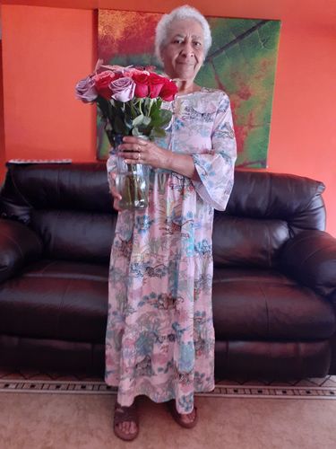 Customer photo review of Butterfly Deluxe Bouquet - Mother's Day