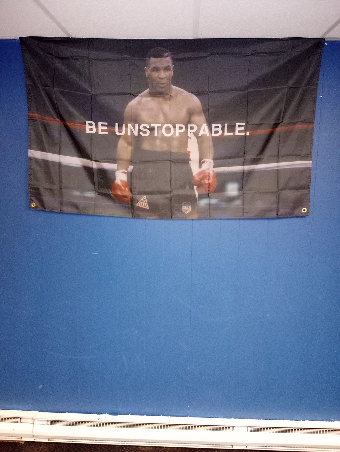 Customer photo review of Mike Tyson - Be Unstoppable