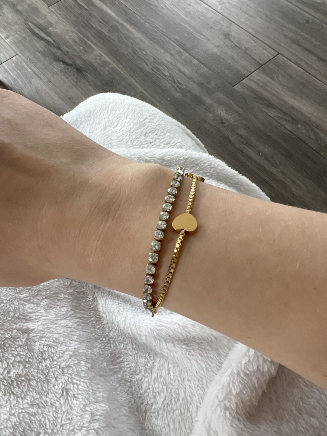 Customer photo review of Lovely Tennis Armband | 18K vergoldet