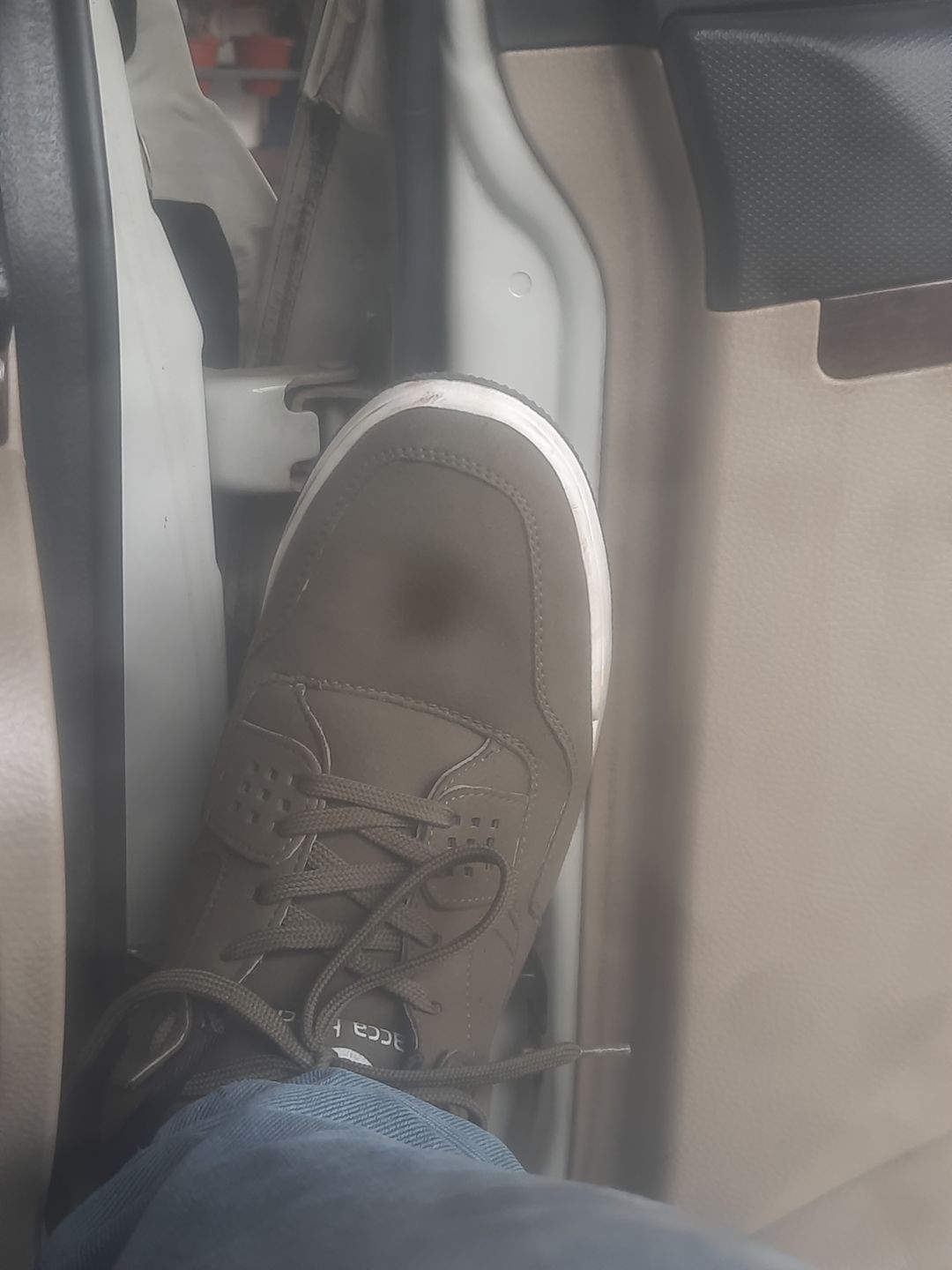 Customer photo review of Bacca Bucci ULTRAFORCE Mid-top Athletic-Inspired Casual Shoes