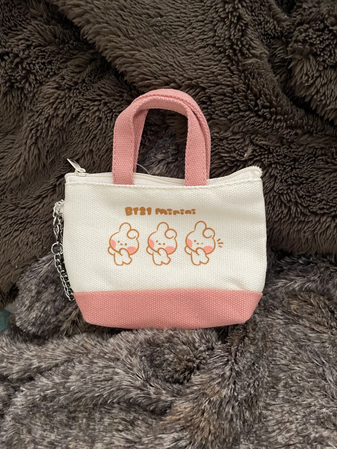 Customer photo review of BT21 MININI CANVAS BAG AND POUCH