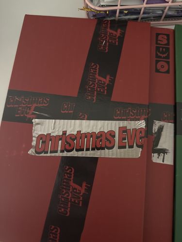 Customer photo review of STRAY KIDS - Holiday Special Single Christmas EveL [STANDARD VER]