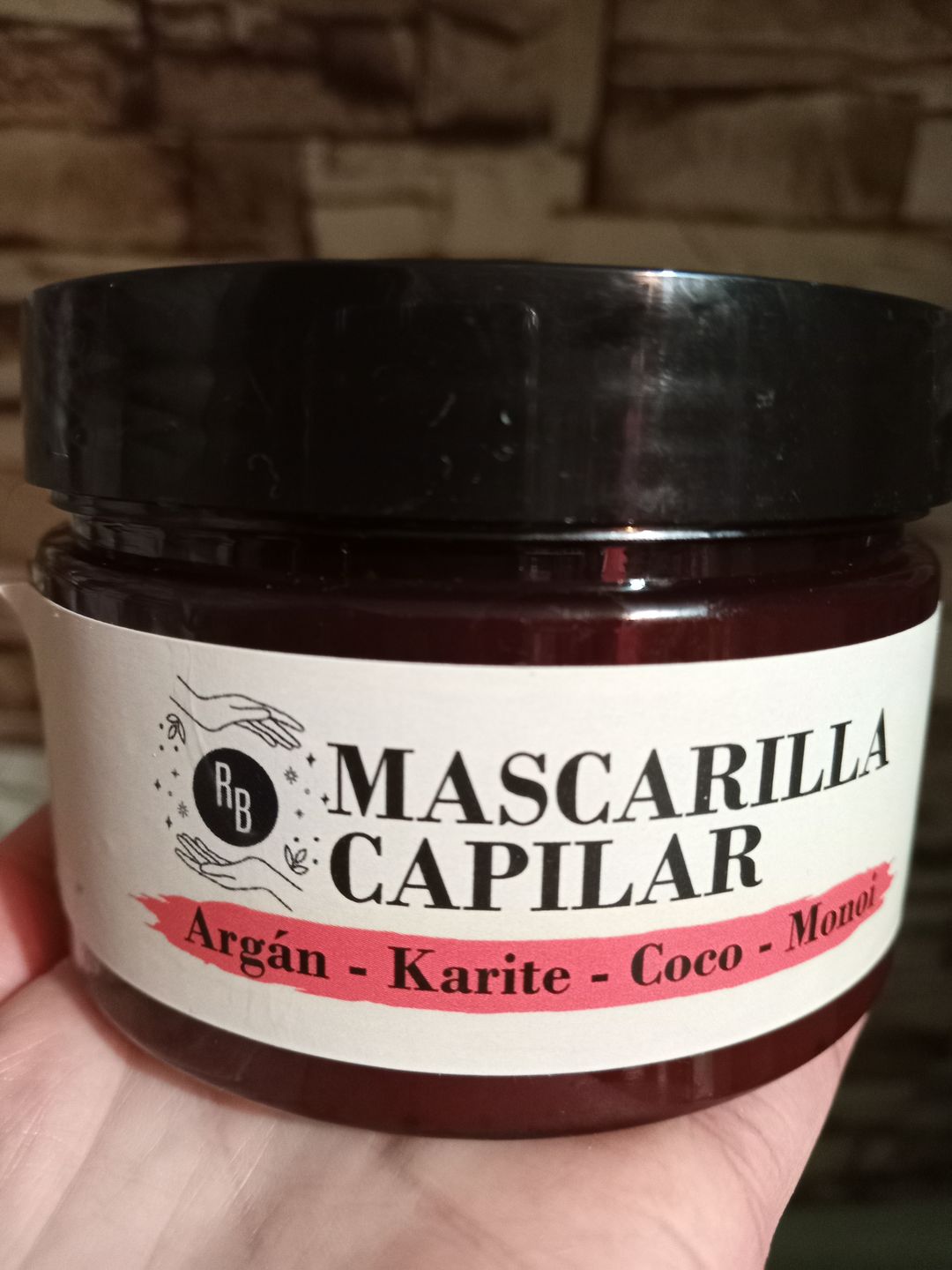 Customer photo review of Mascarilla Capilar Ultra Humectante + REGALO Peineta de Madera